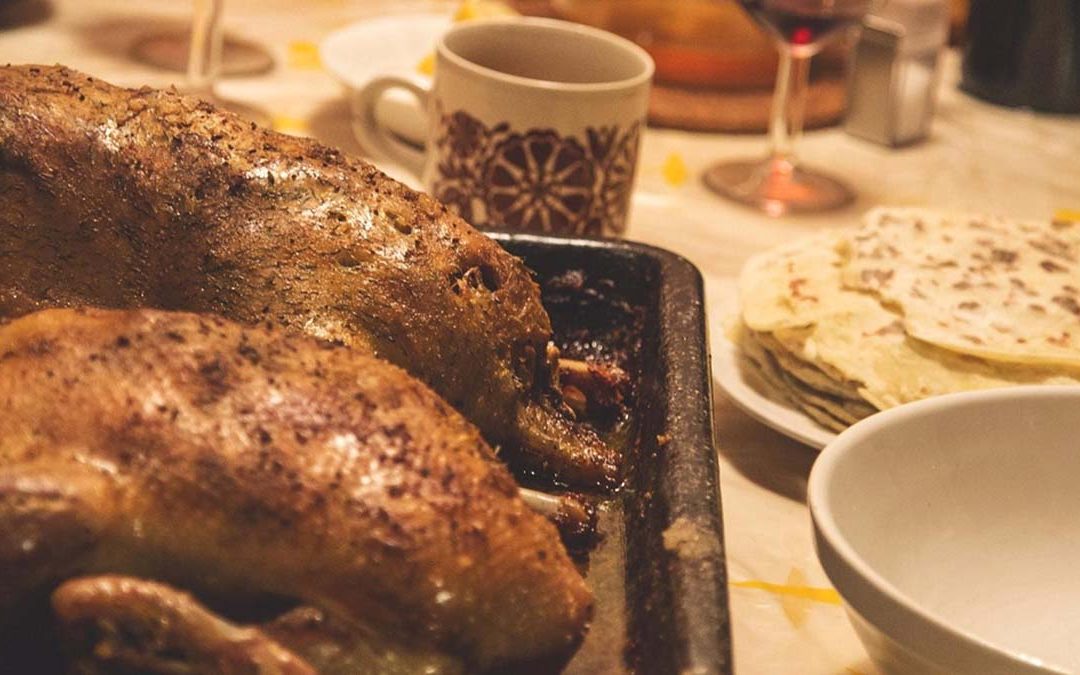 How to have a Dysfunctional Christmas dinner (Etiquette tips for contrarions)
